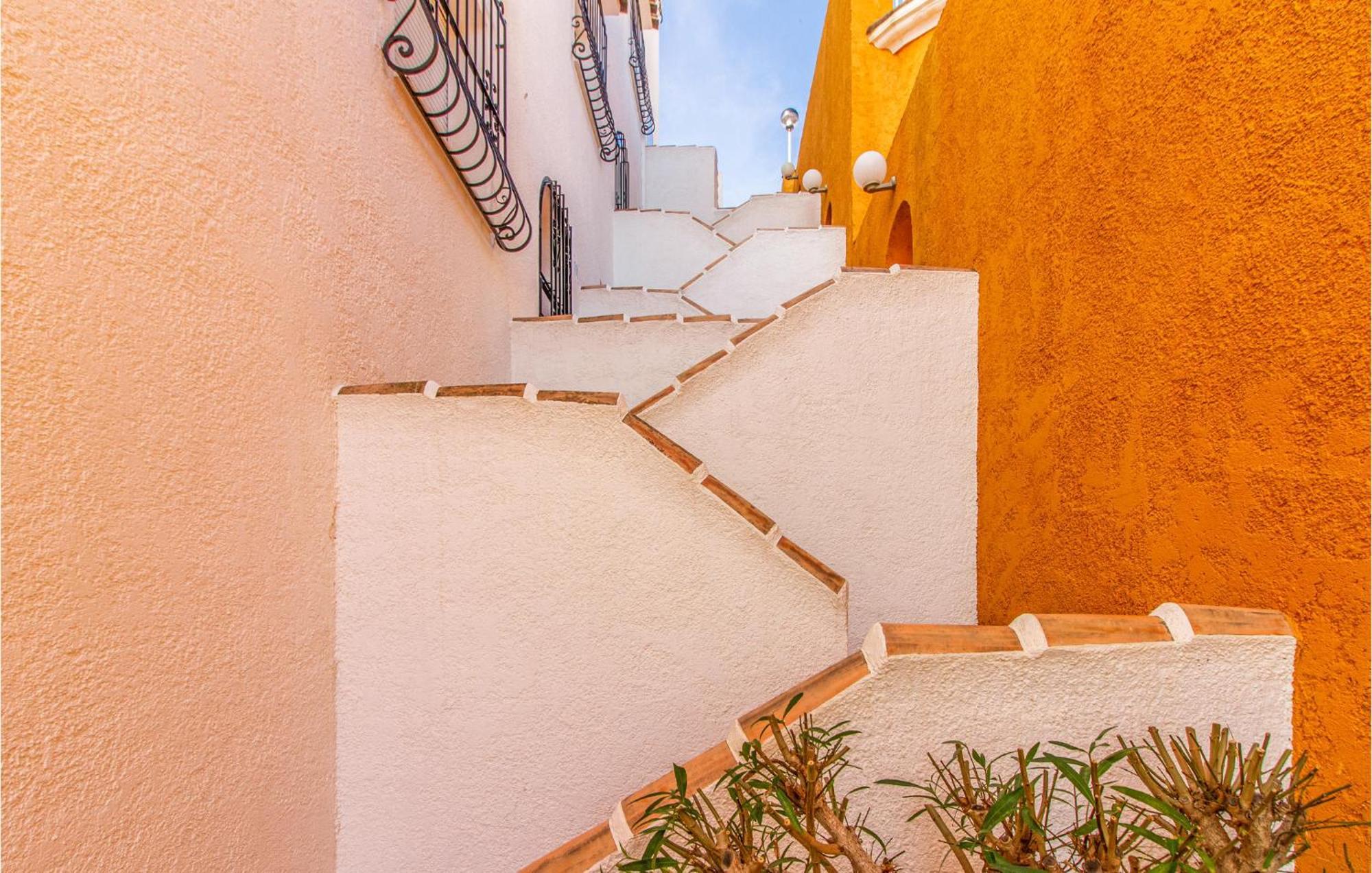 Nice Apartment In Cumbre Del Sol With Wifi Екстер'єр фото