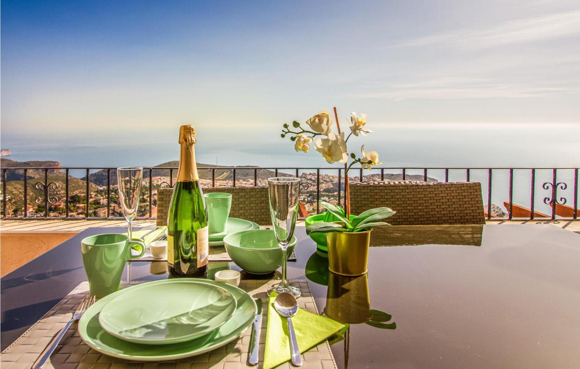 Nice Apartment In Cumbre Del Sol With Wifi Екстер'єр фото